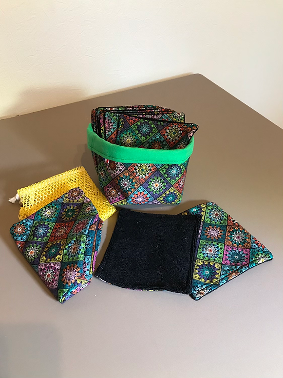 Lingettes démaquillantes pour mascara tenace.